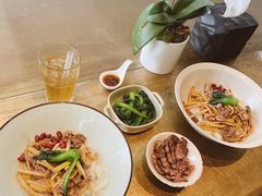 -漆黑觉米粉(三里屯店)