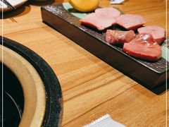 -炼火烤肉店