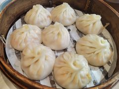 招牌蟹膏小笼包-馋三尺蟹粉小笼(人民广场店)