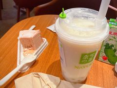 -奈雪的茶(湖滨银泰in77C区PRO店)