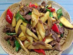 芒果炒牛肉-纳兰傣雀傣味餐厅