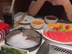 -海底捞火锅鲜切牛肉主题店(长寿路店)
