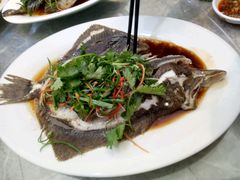 -四川小胡子海鲜(丁村万人海鲜广场店)