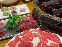 -城墙拐拐火锅(三峡广场黑金冠店)