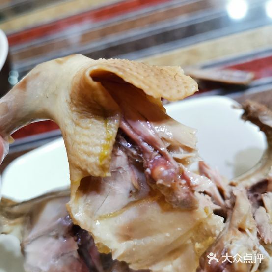 蓝岩鸽营养乳鸽汤馆