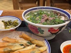 -云阿蛮云南生烫牛肉米线(奉贤路店)