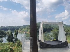 -华凌山庄·隐湖栖