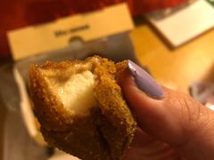 -BHC炸鸡(明洞总店)