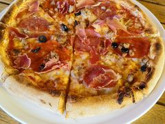 -城市大道红炉披萨烘焙坊