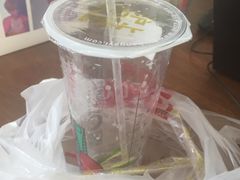 -沪上阿姨鲜果茶(华新大街店)