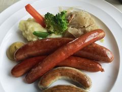 -LENBACH兰巴赫西餐啤酒坊(大连东港店)