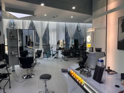 -U·NI SALON 造型