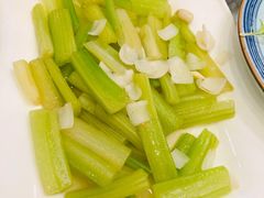 -老船夫婚宴婚庆会馆(延吉路店)