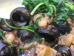 招牌必点-田螺鸡煲-食爺炭炉鸡煲·烧烤