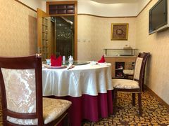 -新加坡泰园村酒楼直营(新华路店)