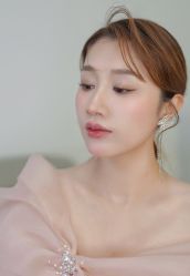 -派丽莫Pellimo原创设计婚纱品牌