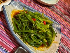 -香巴拉云南餐厅(华莱坞店)