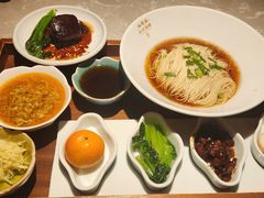 -松鹤面馆·古法焖肉面(观前店)