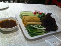 -八府香鸭·啫啫煲(华山路店)