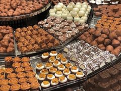 -Laderach 莱德拉(上海环贸iapm店)