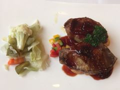 法式香煎鹅肝红酒-莫斯科餐厅
