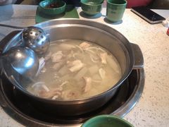 -润园四季椰子鸡火锅(海上世界店)