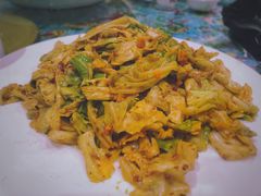 -闯关东东北农家菜(崂山石老人店)