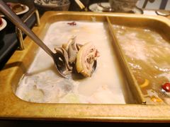 -尚尚仙·酸汤猪手·猪肚鸡火锅(华联万柳购物中心店)