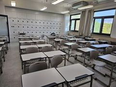 -北京师范大学附属中学