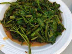 -纽顿熟食中心
