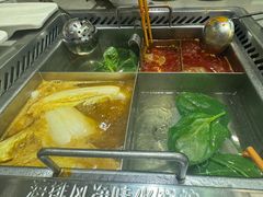 -海底捞火锅(杭州城西银泰城店)