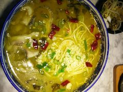 -轻捞慢起面馆(新世界百货店)