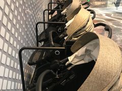 -银泰百货(厦门国贸中心店)