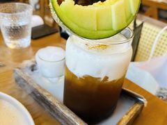 -Mark&Mars Restaurant