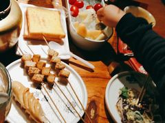 -喝丢一只鞋海鲜烧烤·海肠捞饭(文体街店)
