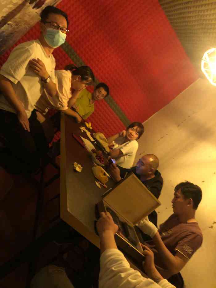 黑桃俱乐部-"总体来说还不错,项目挺新颖的.游戏参与感.