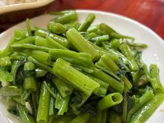 -芦茨金富饭庄·25年老字号·专做稻草鸡