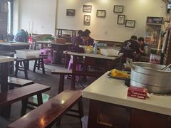 大堂-水碾河刘老大串串香(水碾河路店)