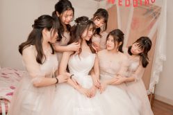 -予白婚纱礼服馆