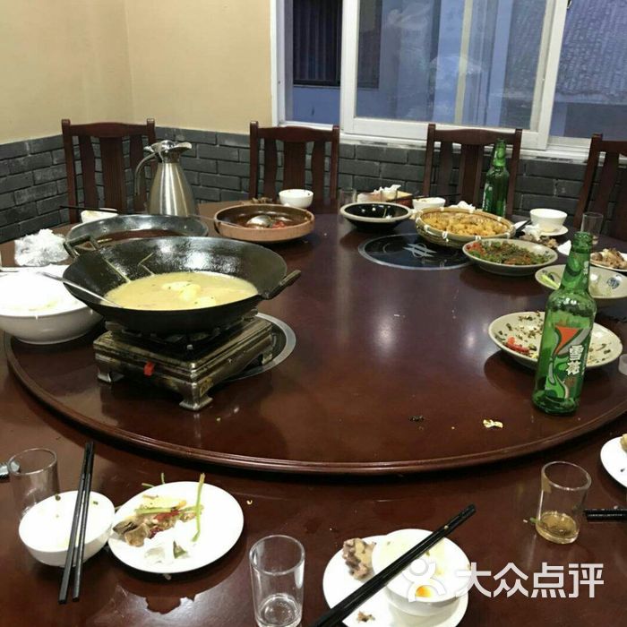 来客杀鸡