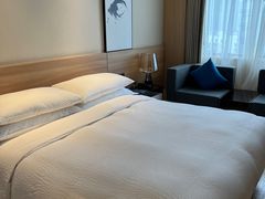 -上海浦东中心万枫酒店