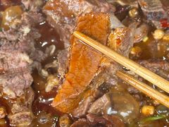 -大众跷脚牛肉馆·非遗传承单位(峨眉山店)