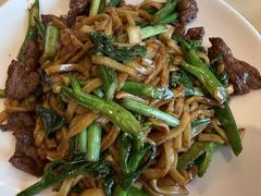 潮州牛肉芥兰炒粿条-正佳广场万豪酒店-粤菜餐厅·点心·海鲜·聚餐