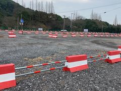 -上海佘山国家森林公园东门地面停车场