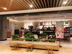 大堂-星巴克臻选(北京银泰店)