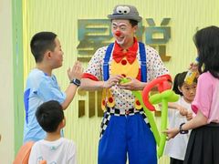 -里堂派对·独栋团建聚会小院轰趴馆(三圣乡店)