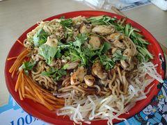-灵芝妹子海鲜米线(劳动公园店)
