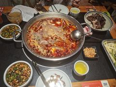 -小饕荟雅安贡椒鱼鲜馆(广福桥店)