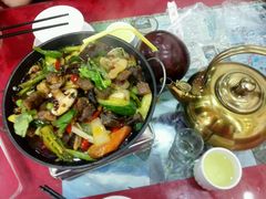 -乡土特色.冷锅鱼.牦牛肉汤锅