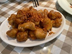 -新大咀港式茶餐厅(宝山万达店)